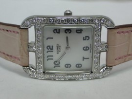流當品拍賣愛馬仕 Hermes Cape Cod 鑽石 珍珠母貝 女錶